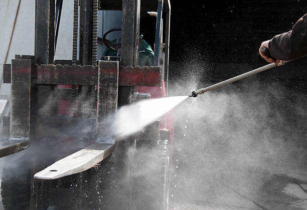 Best Driveway Pressure Washing  in Foresthill, CA